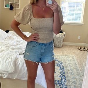 Abercrombie medium cropped top beige